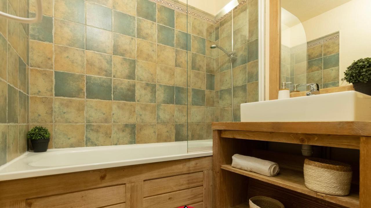 Appartements Avec Piscine Interieure Sauna Parking Etage 1 Au Centre Du Village Dans Residence Cami Real แซ็งต์-ลารีย์-ซูว์ลอง ภายนอก รูปภาพ