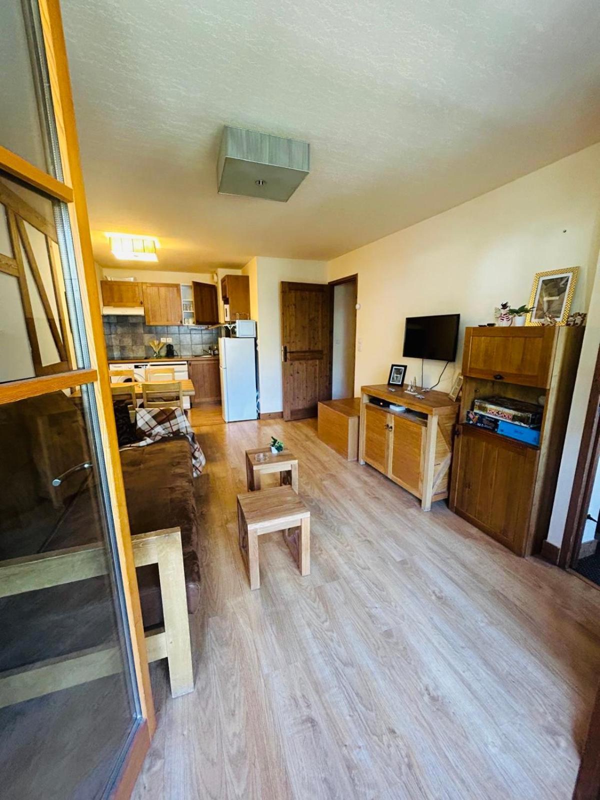 Appartements Avec Piscine Interieure Sauna Parking Etage 1 Au Centre Du Village Dans Residence Cami Real แซ็งต์-ลารีย์-ซูว์ลอง ภายนอก รูปภาพ
