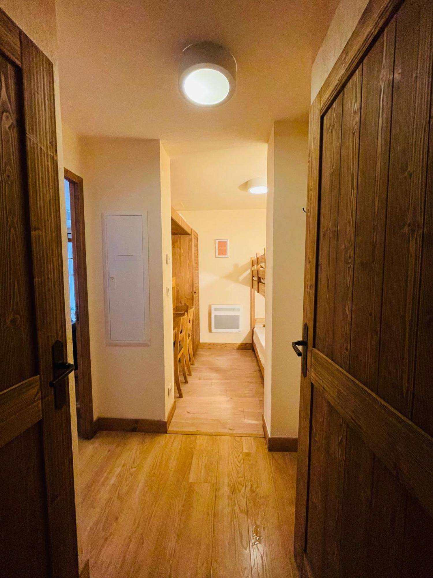 Appartements Avec Piscine Interieure Sauna Parking Etage 1 Au Centre Du Village Dans Residence Cami Real แซ็งต์-ลารีย์-ซูว์ลอง ภายนอก รูปภาพ